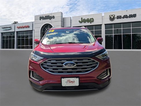 Used 2019 Ford Edge Titanium w/ Cold Weather Package image 8