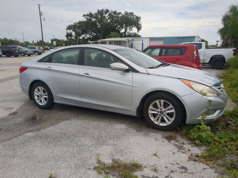 Used 2013 Hyundai Sonata GLS w/ Popular Equipment Pkg image 2
