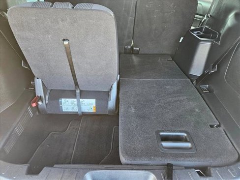 Used 2018 Ford Explorer XLT image 6