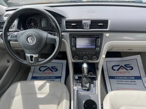 Used 2015 Volkswagen Passat 1.8T Limited Edition image 10