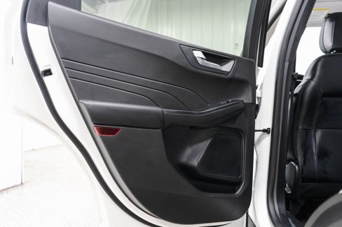 Used 2024 Ford Escape Platinum image 32