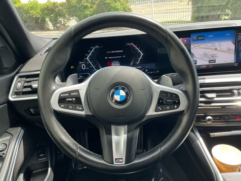 Used 2024 BMW 330i Sedan image 11