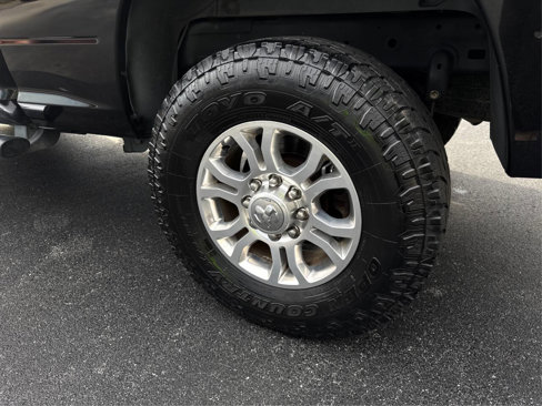 Used 2016 RAM 2500 SLT image 29