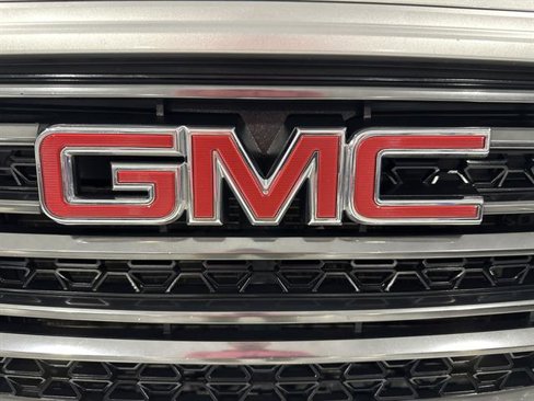 Used 2017 GMC Acadia SLE w/ Driver Alert Package I image 9