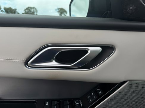 Used 2020 Land Rover Range Rover Velar R-Dynamic S image 80