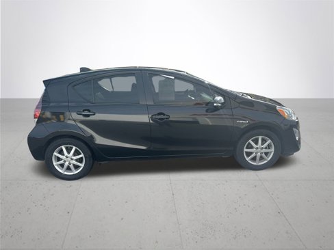 Used 2015 Toyota Prius C Four image 6