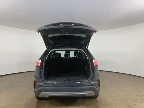 Used 2021 Ford Edge SEL w/ Convenience Package image 27