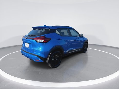 Used 2024 Nissan Kicks SR image 8