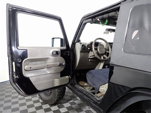 Used 2007 Jeep Wrangler X image 12