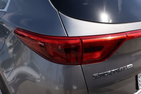 Used 2018 Kia Sportage LX image 7