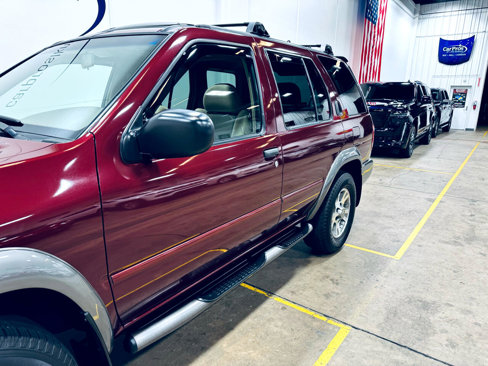 Used 2001 Nissan Pathfinder SE image 21
