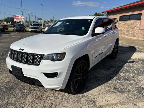 Used 2018 Jeep Grand Cherokee Altitude image 5