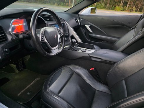 Used 2019 Chevrolet Corvette Stingray Coupe w/ 1LT image 8