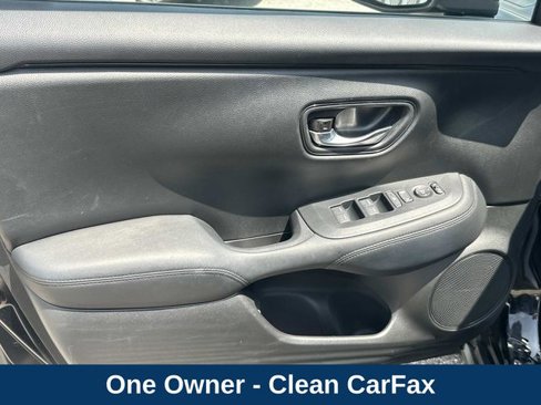 Used 2024 Honda HR-V LX image 17