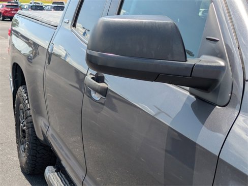 Used 2018 Toyota Tundra SR5 image 11