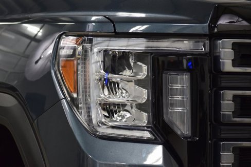 Used 2020 GMC Sierra 2500 AT4 w/ Technology Package image 10