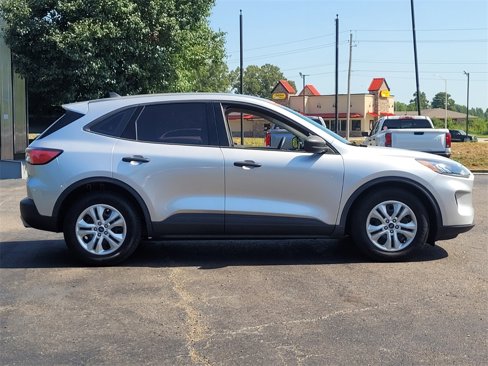 Used 2020 Ford Escape S image 3