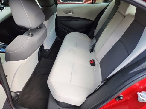 Used 2021 Toyota Corolla LE image 13