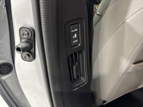 Used 2018 Honda Odyssey Touring image 65