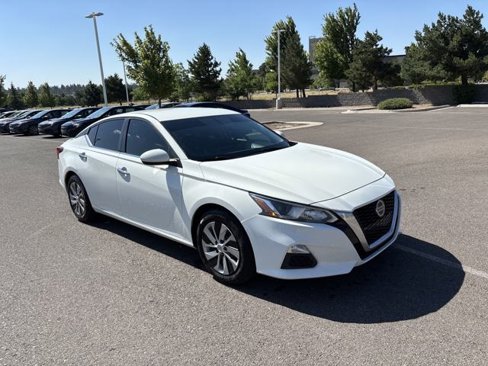 Used 2020 Nissan Altima 2.5 S image 1