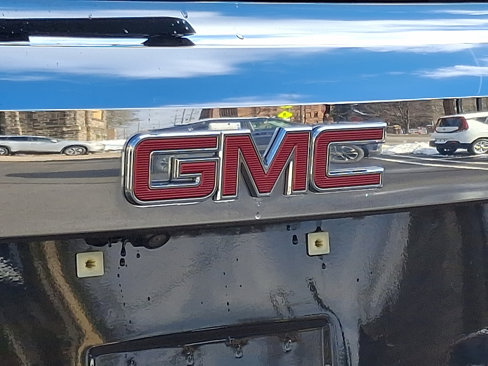 Used 2017 GMC Terrain SLE w/ Chrome Edition image 29