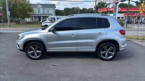 Used 2017 Volkswagen Tiguan Sport image 7