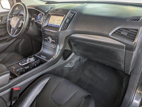 Used 2019 Ford Edge Titanium w/ Equipment Group 301A image 23