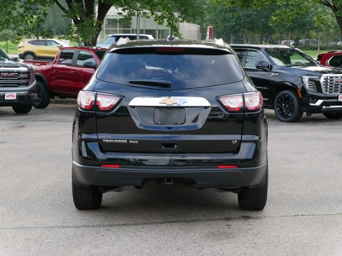 Used 2017 Chevrolet Traverse LT image 7