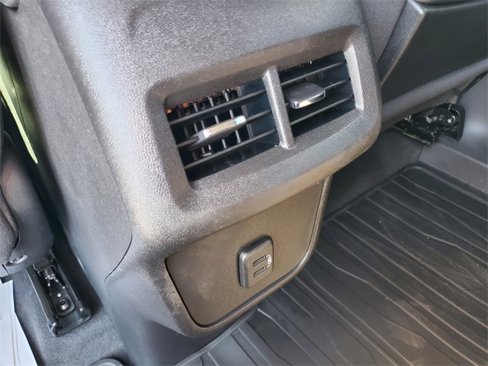 Used 2018 GMC Terrain SLE w/ Driver Convenience Package image 25