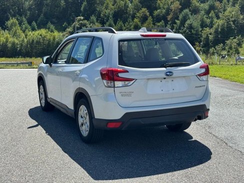 Used 2021 Subaru Forester image 7