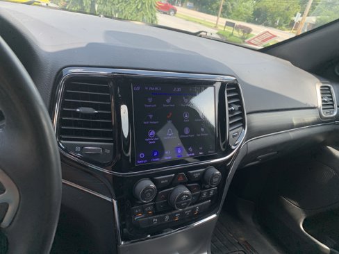 Used 2019 Jeep Grand Cherokee Limited image 24