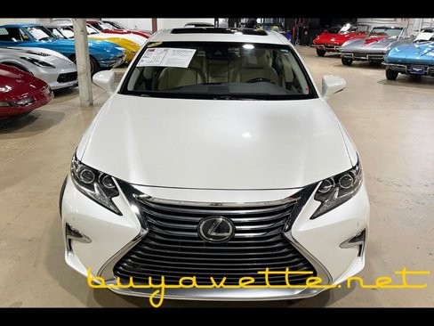 Used 2016 Lexus ES 350 image 4