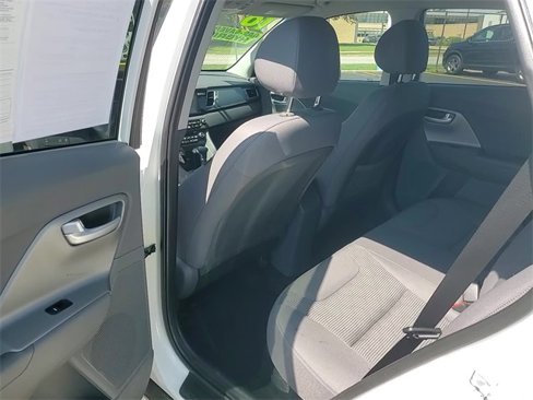 Used 2018 Kia Niro LX image 24