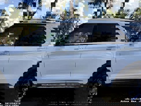 Used 2021 Ford Explorer Limited image 10