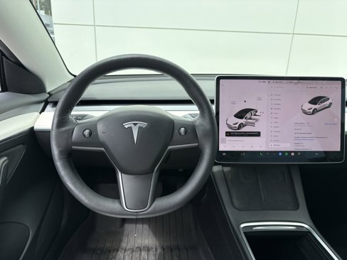 Used 2021 Tesla Model 3 Standard Range Plus image 16