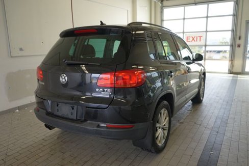 Used 2015 Volkswagen Tiguan SE image 14