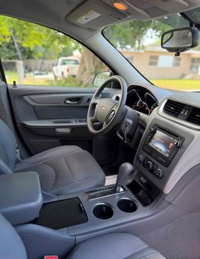 Used 2015 Chevrolet Traverse LS image 12
