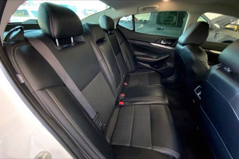 Used 2021 Nissan Maxima 3.5 SV image 18