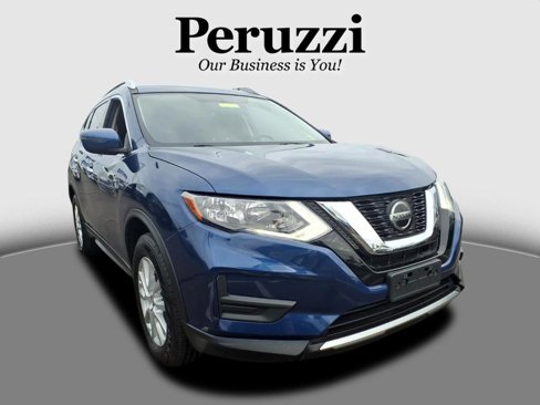 Used 2018 Nissan Rogue SV image 1