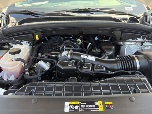 Used 2022 Jeep Grand Cherokee L Laredo image 54