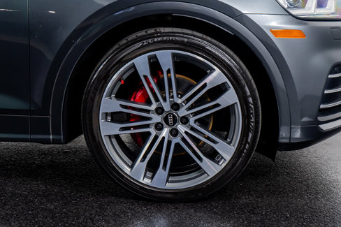 Used 2018 Audi SQ5 Prestige w/ Prestige Package image 7