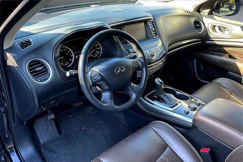 Used 2019 INFINITI QX60 Luxe w/ Essential Package image 16