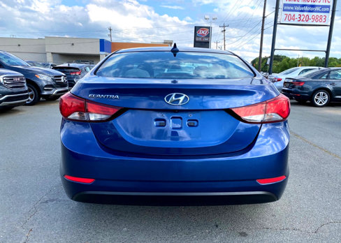 Used 2015 Hyundai Elantra SE w/ Option Group 02 image 5