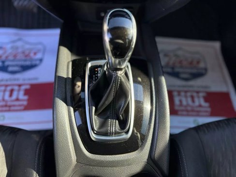 Used 2018 Nissan Rogue S image 24