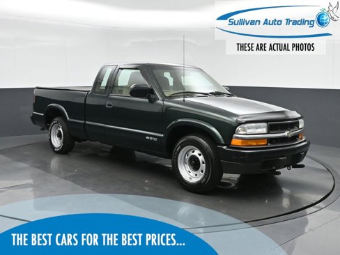 Used 2001 Chevrolet S10 Pickup 2WD Extended Cab w/ Comfort Convenience Pkg image 1