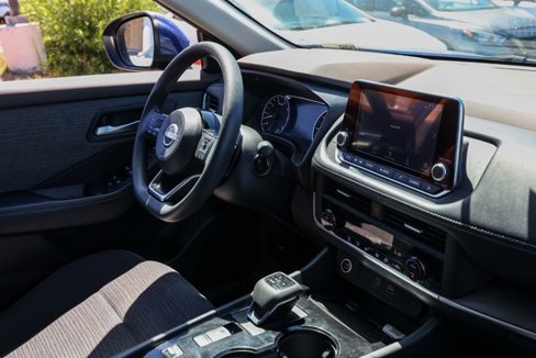 Used 2023 Nissan Rogue SV image 20