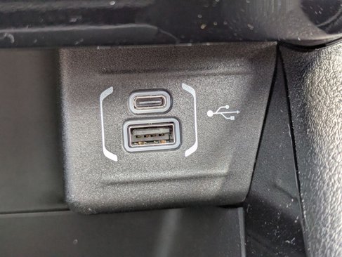 New 2025 Jeep Compass Latitude w/ Sun and Sound Group image 22