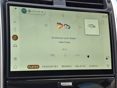 Certified 2025 Land Rover Discovery S image 12