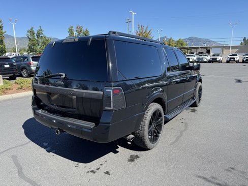Used 2016 Ford Expedition EL Limited image 2