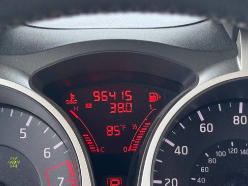 Used 2013 Nissan Juke SL w/ Chrome Pkg image 18